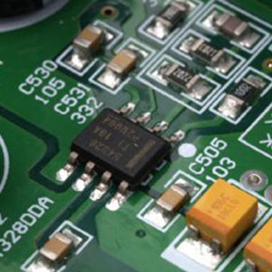 深圳三星貼片電容代理商：電腦主板上貼片電容大小怎么看？